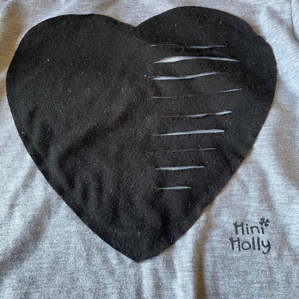 Heart tee - Picture 4 of 4